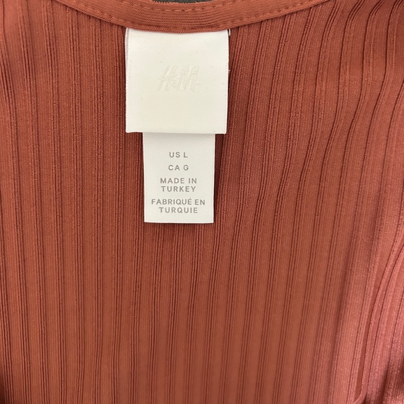 H&M Rust Brown Bodysuit, sz Large - Picture 3 of 3